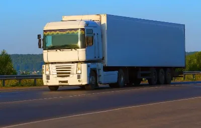 İzmir ile Yakakent Arası Öğrenci Eşyası Taşıma